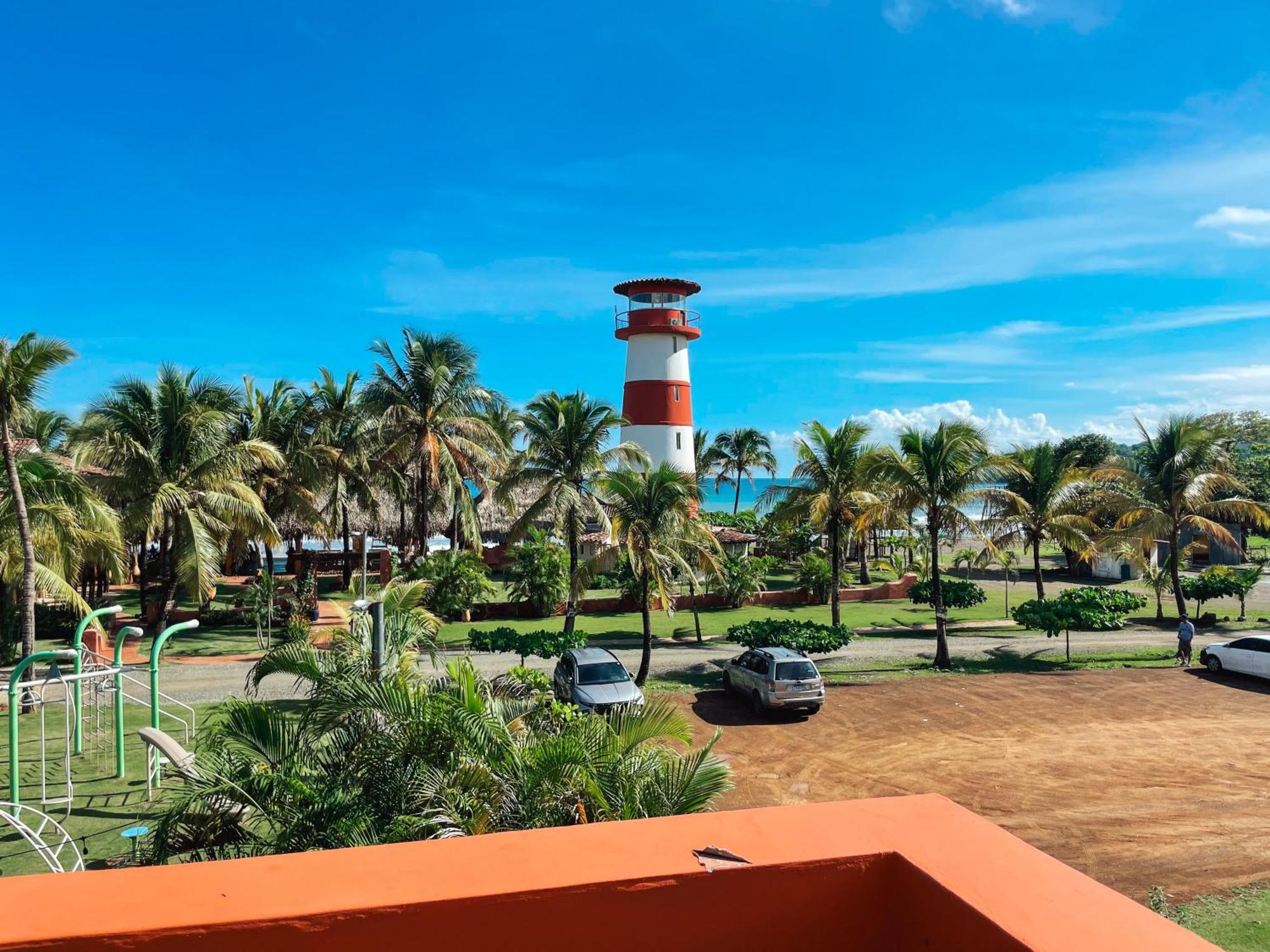 El Sitio Village